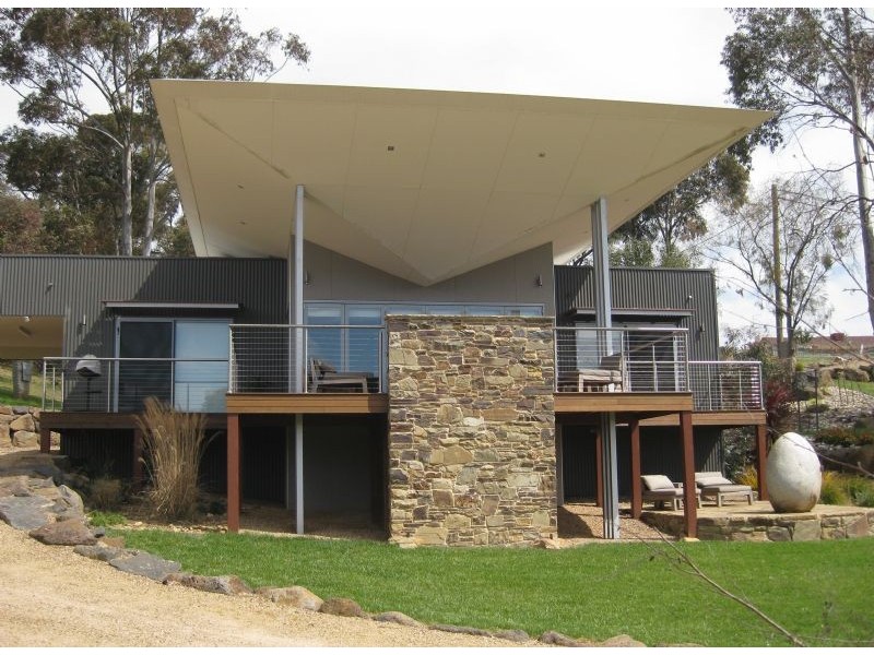 5 Fourth St Hepburn Springs, Daylesford VIC 3460