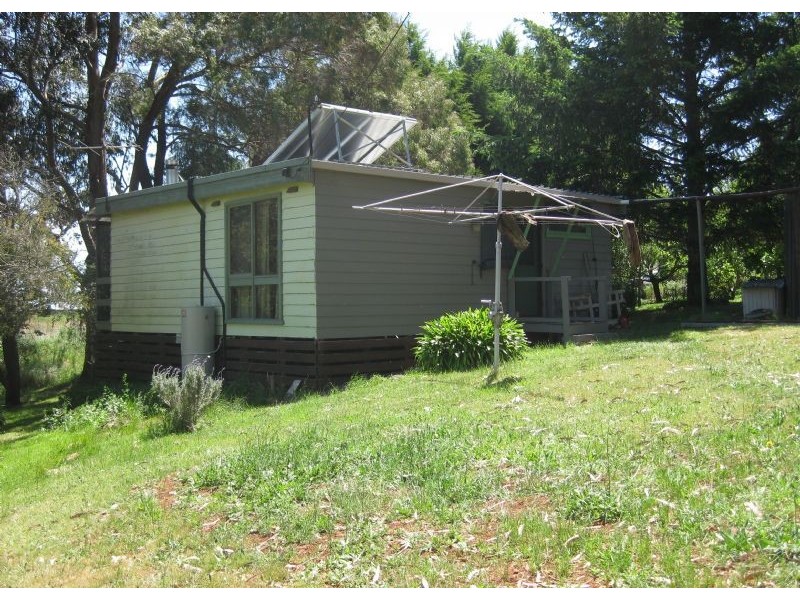 4 Allens Road, Coomoora VIC 3461