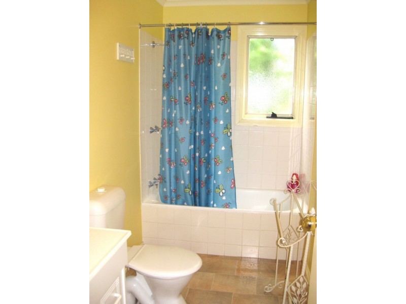 7 Perrins St, Daylesford VIC 3460