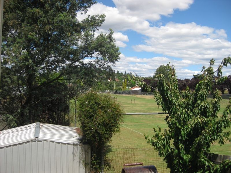 7 Perrins St, Daylesford VIC 3460