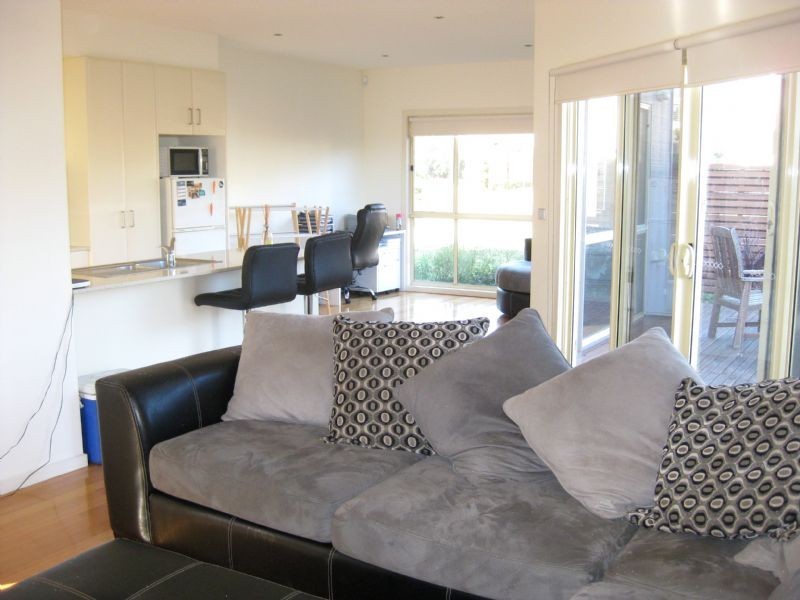 8/34 Smith St, Daylesford VIC 3460