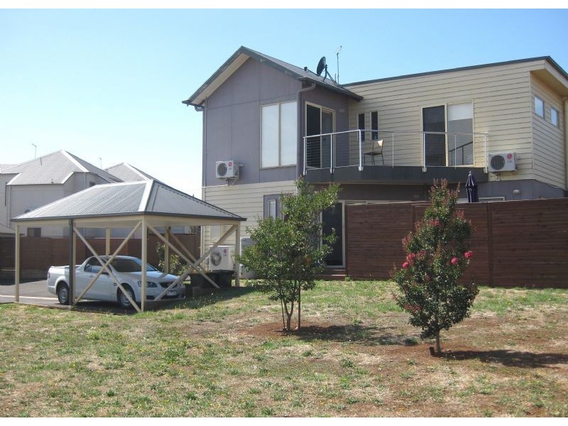 8/34 Smith St, Daylesford VIC 3460