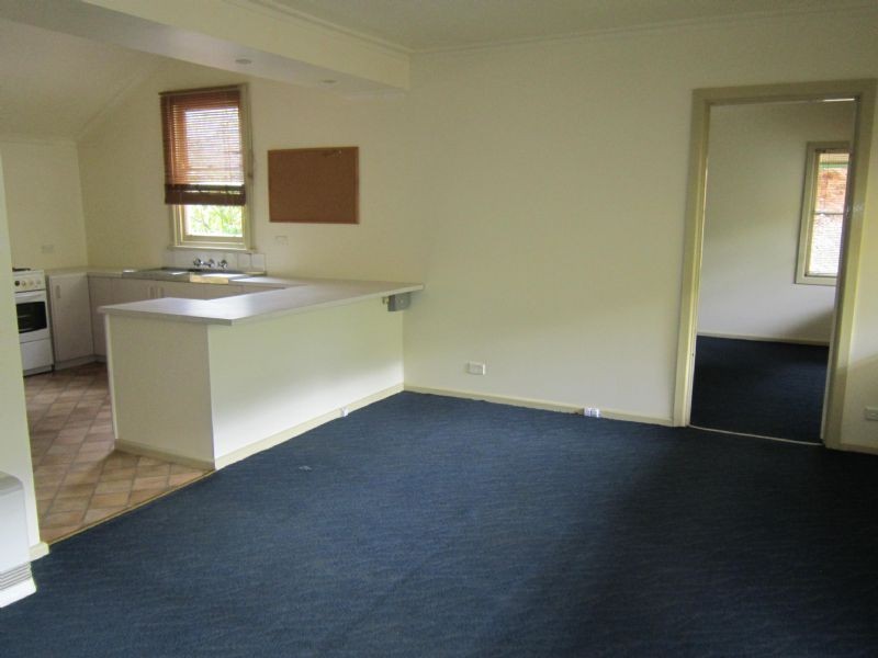 7 Mineral Springs Crescent, Hepburn Springs VIC 3461