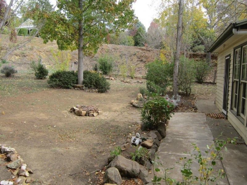 7 Mineral Springs Crescent, Hepburn Springs VIC 3461