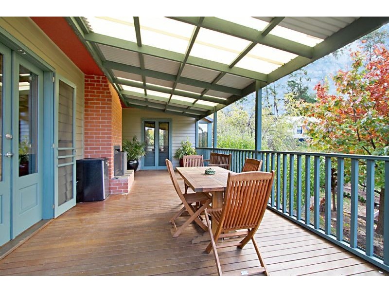 5 Lakeside Drive, Hepburn Springs VIC 3461