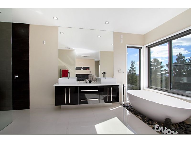 11 North St, Daylesford VIC 3460