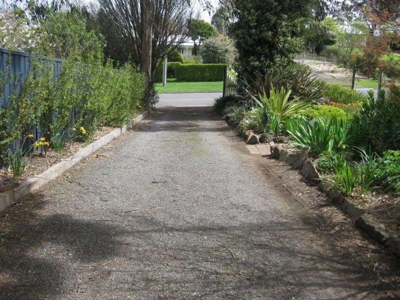 79 West St, Daylesford VIC 3460