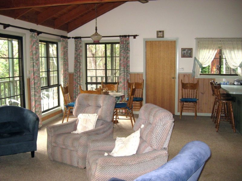 Lot 1/2 Hogans Lane, Musk Vale VIC 3461