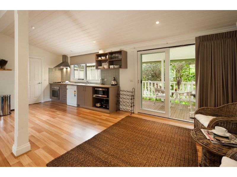 122 Main Road, Hepburn Springs VIC 3461