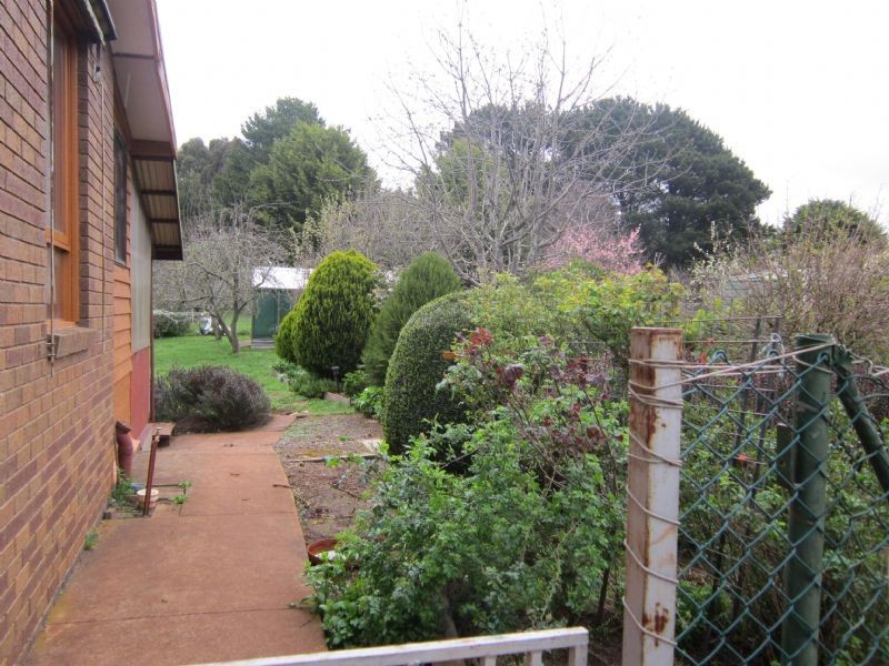 24 Coomoora School, Coomoora VIC 3461
