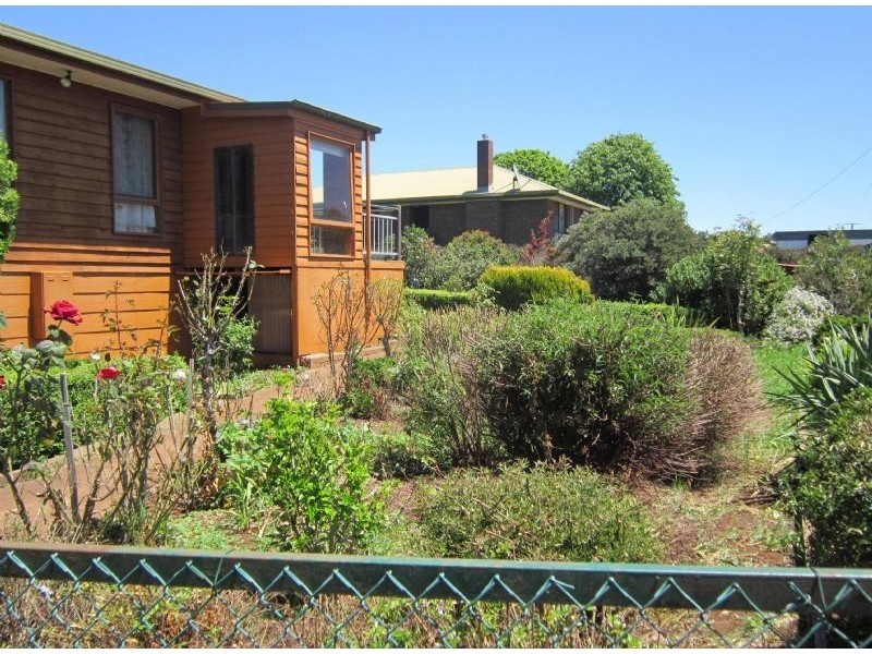 24 Coomoora School, Coomoora VIC 3461
