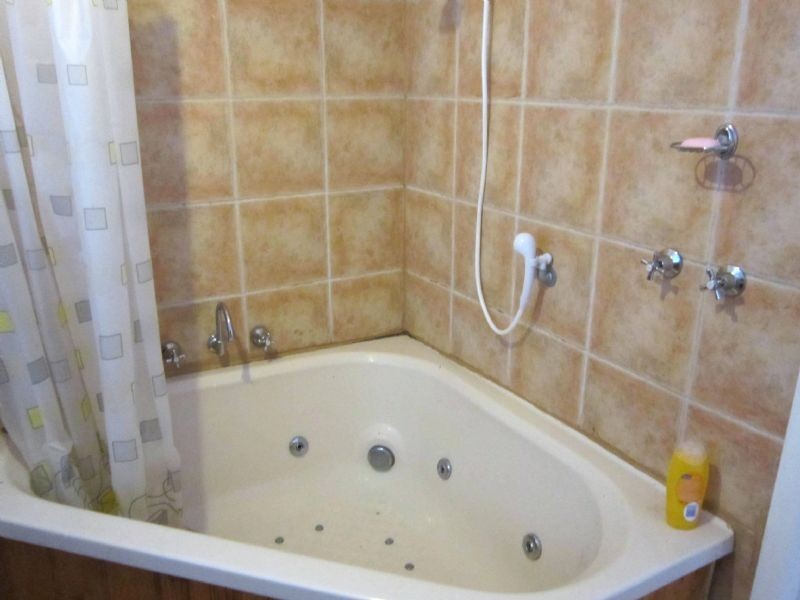 2 Knox Street, Daylesford VIC 3460