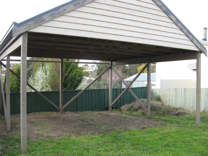 169 Main Road, Hepburn VIC 3461