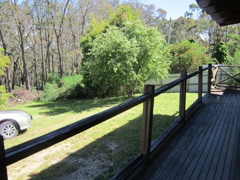 4 Hillview Road, Daylesford VIC 3460