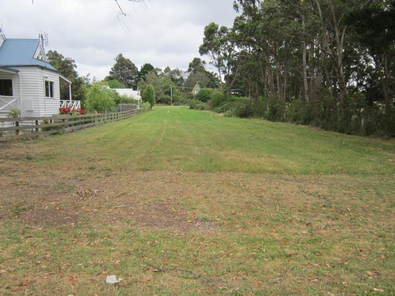 12 Bowen Street, Trentham VIC 3458