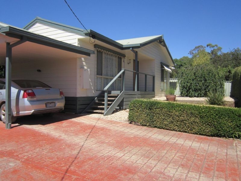 11 Sixteenth Street, Hepburn VIC 3461