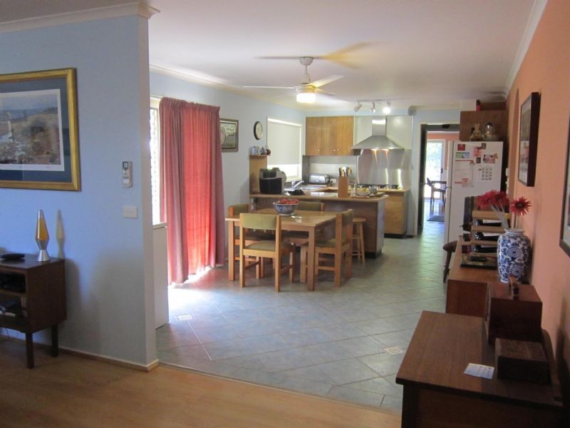 11 Sixteenth Street, Hepburn VIC 3461