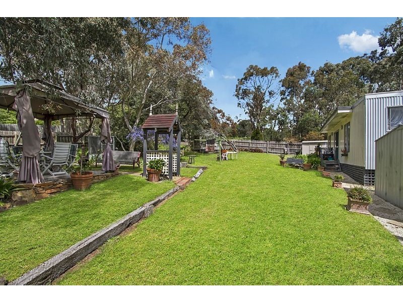 18 Wynvale Rise, Hepburn VIC 3461