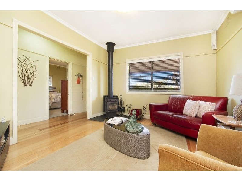 17 Queensberry Street, Daylesford VIC 3460