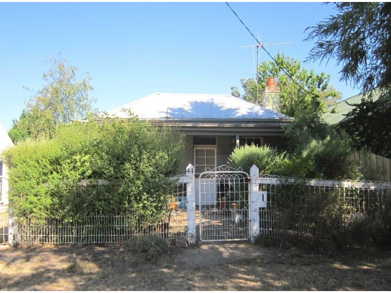 44 Millar Street, Daylesford VIC 3460