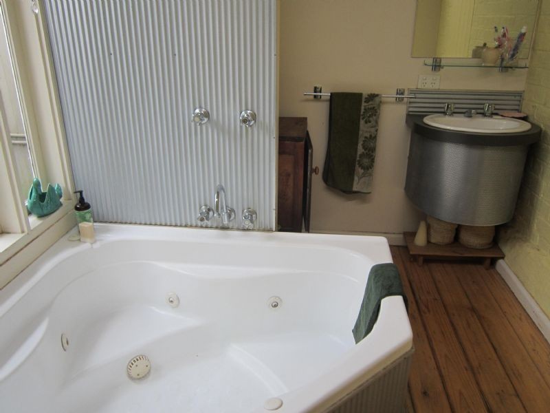 44 Millar Street, Daylesford VIC 3460