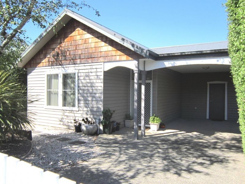 69a West Street, Daylesford VIC 3460