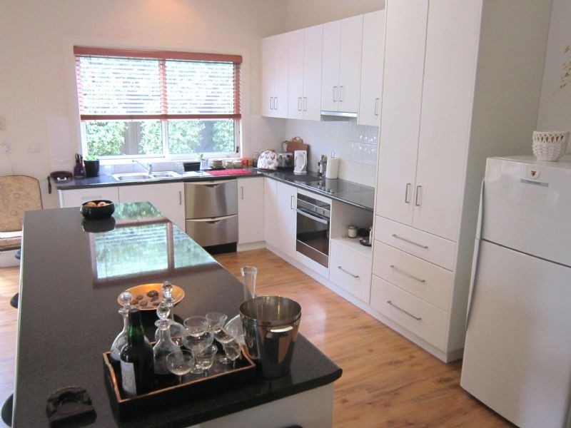 69a West Street, Daylesford VIC 3460