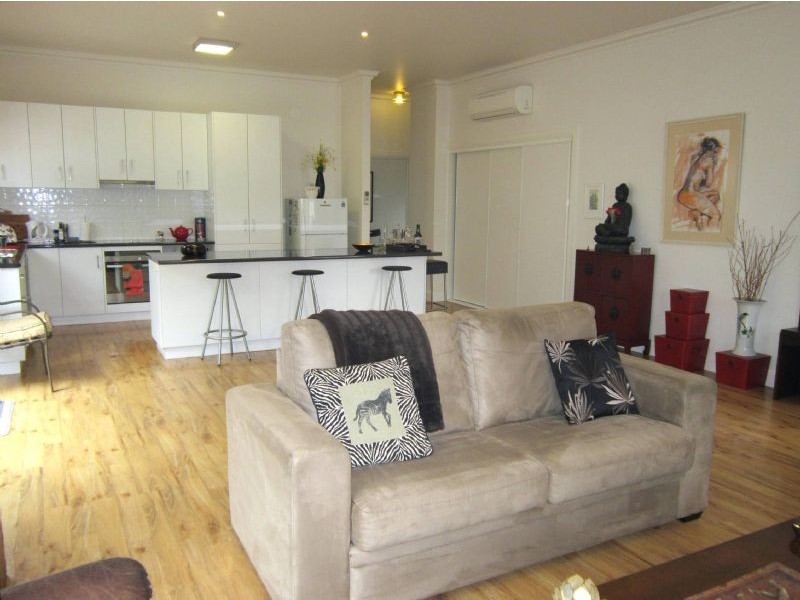 69a West Street, Daylesford VIC 3460