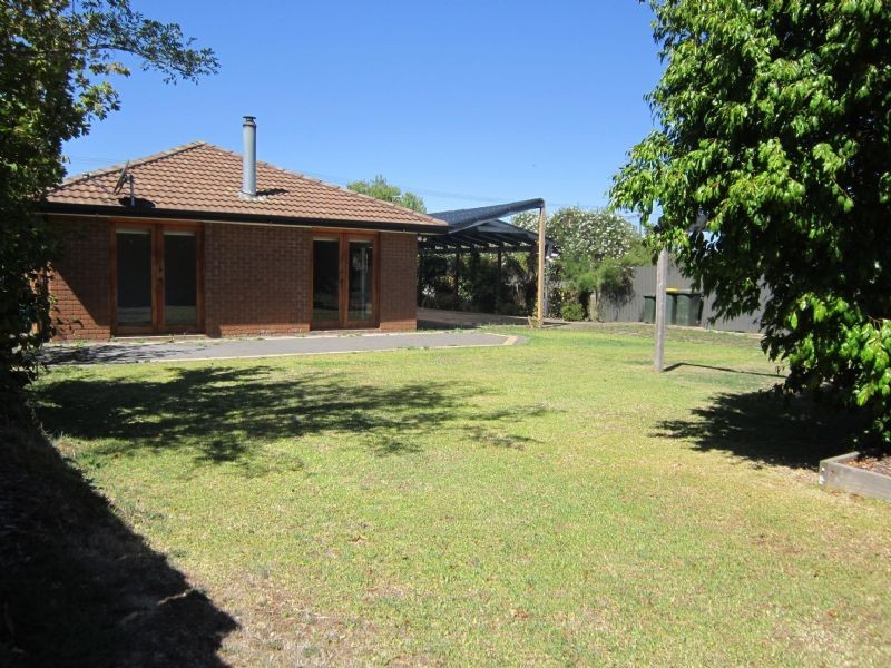 66 West Street, Daylesford VIC 3460