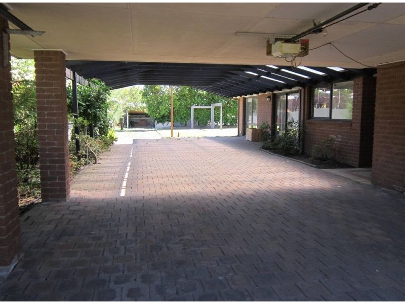 66 West Street, Daylesford VIC 3460