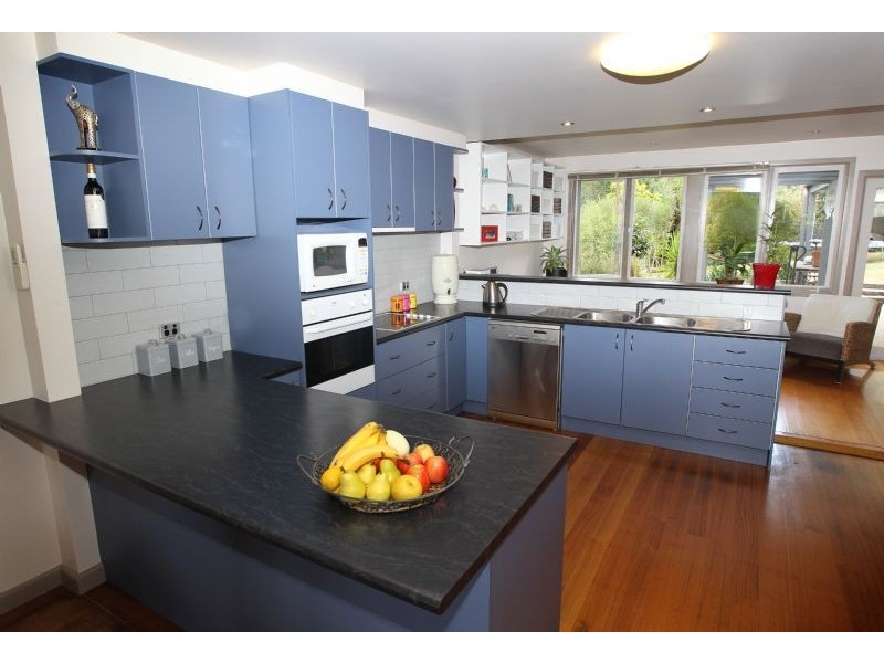 97 Central Springs Road, Daylesford VIC 3460