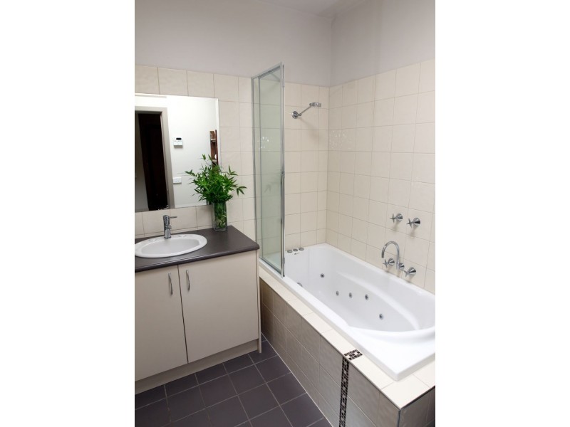 97 Central Springs Road, Daylesford VIC 3460