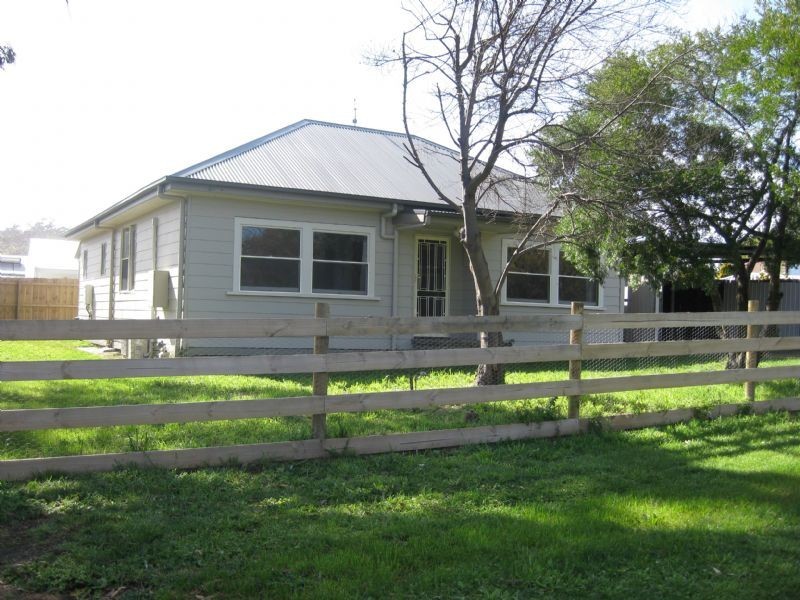 11 Vanina Street, Hepburn VIC 3461