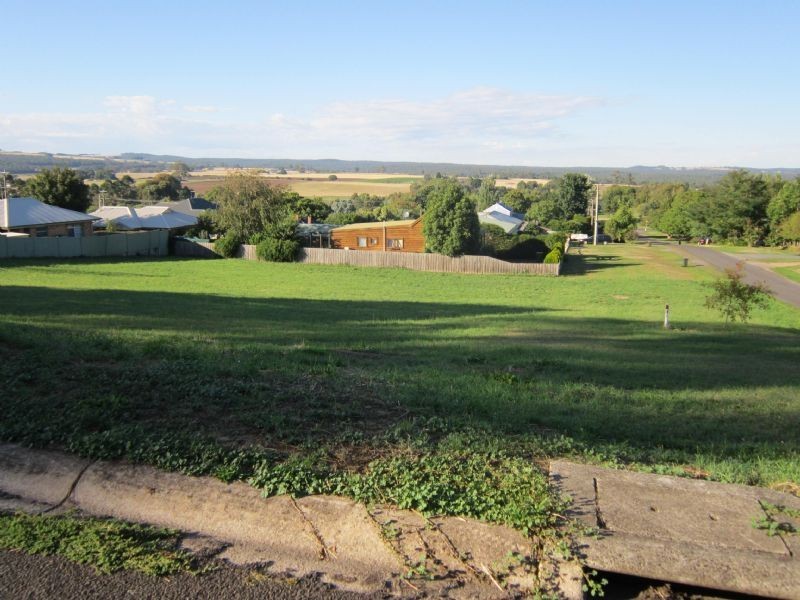 10 Central Springs Road, Daylesford VIC 3460