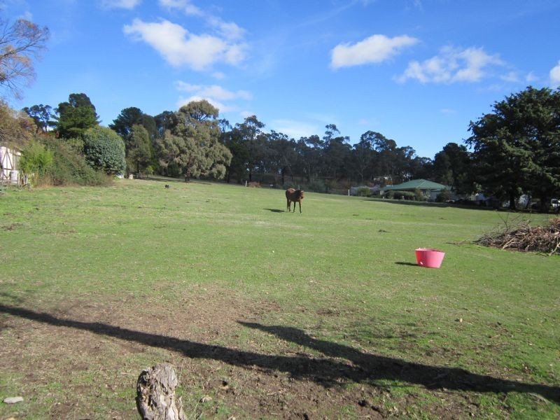 14 Vanina Street, Hepburn Springs VIC 3461