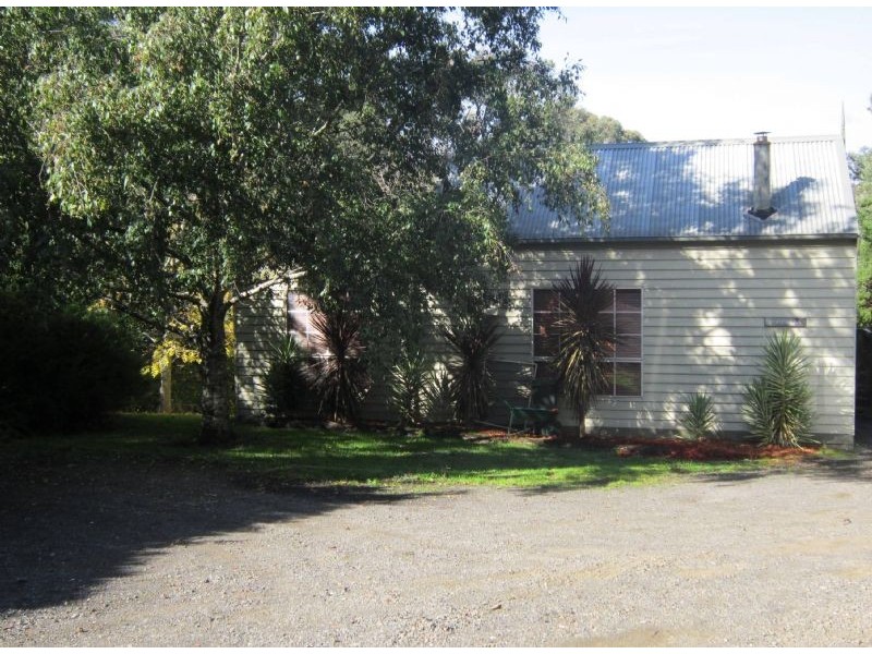 3/7 Forest Avenue, Hepburn Springs VIC 3461