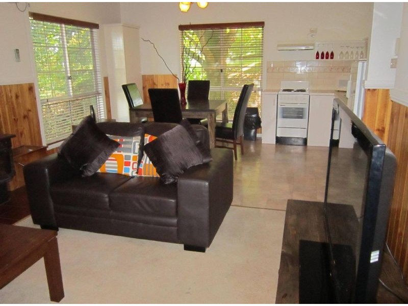 4/7 Forest Avenue, Hepburn Springs VIC 3461