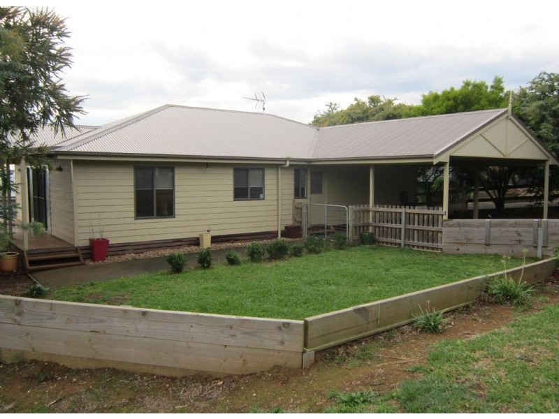 1 Garibaldi Drive, Daylesford VIC 3460