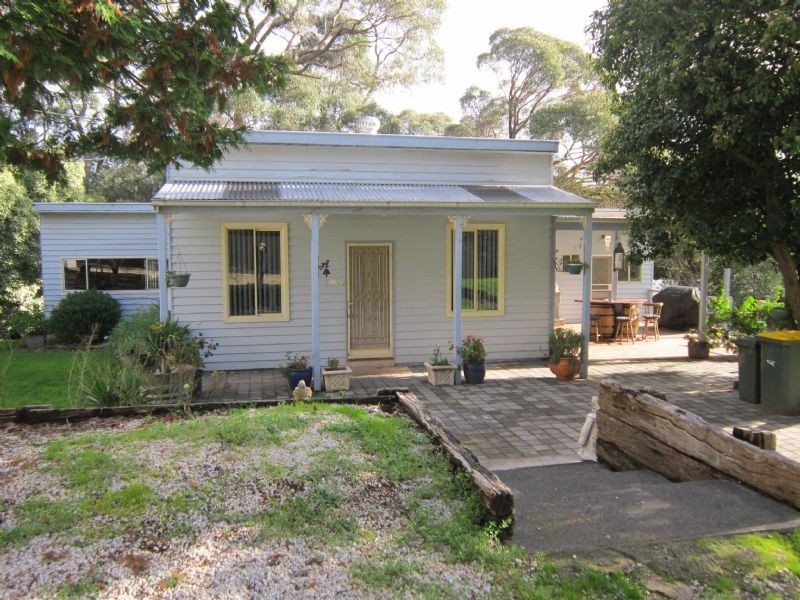 8 Second Street, Hepburn Springs VIC 3461