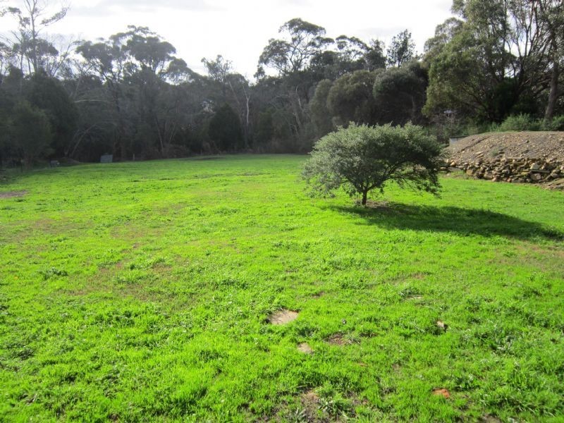 8 Second Street, Hepburn Springs VIC 3461