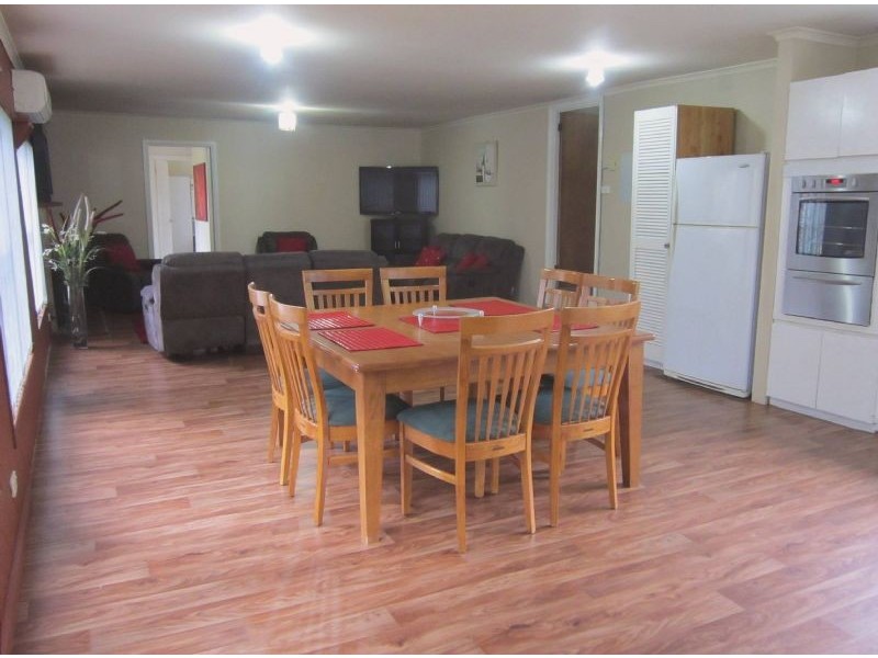 8 Second Street, Hepburn Springs VIC 3461