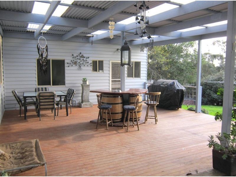 8 Second Street, Hepburn Springs VIC 3461