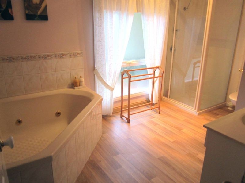 3/2 Bridport Street, Daylesford VIC 3460