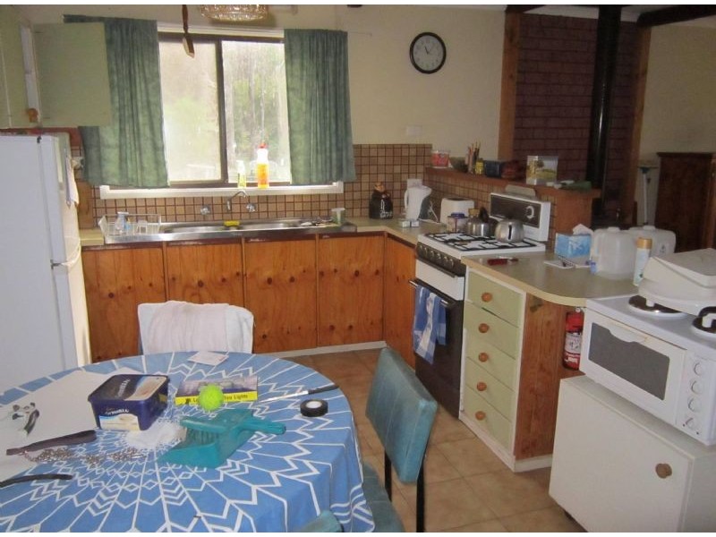 75 Back Settlement Road, Korweinguboora VIC 3461