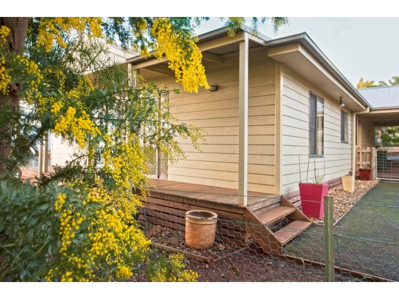 1 Garibaldi Drive, Daylesford VIC 3460