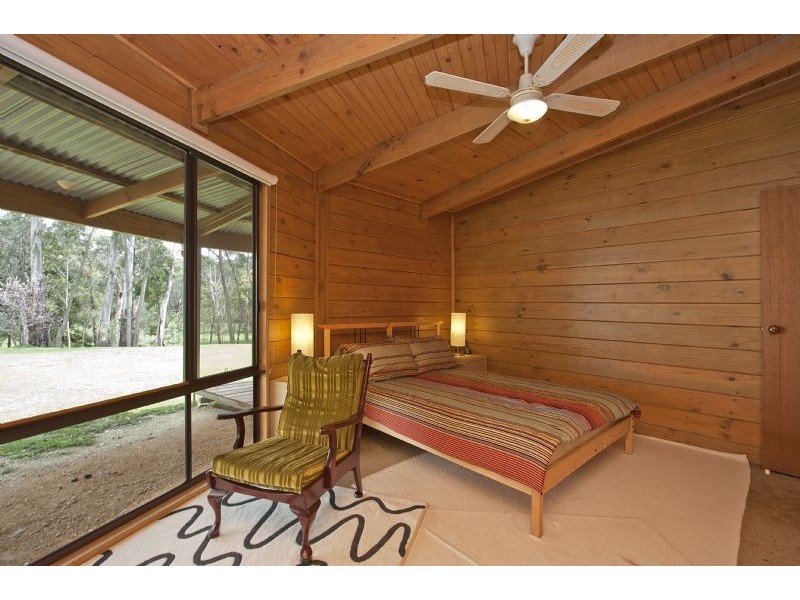 90 Whitegum Drive, Wheatsheaf VIC 3461