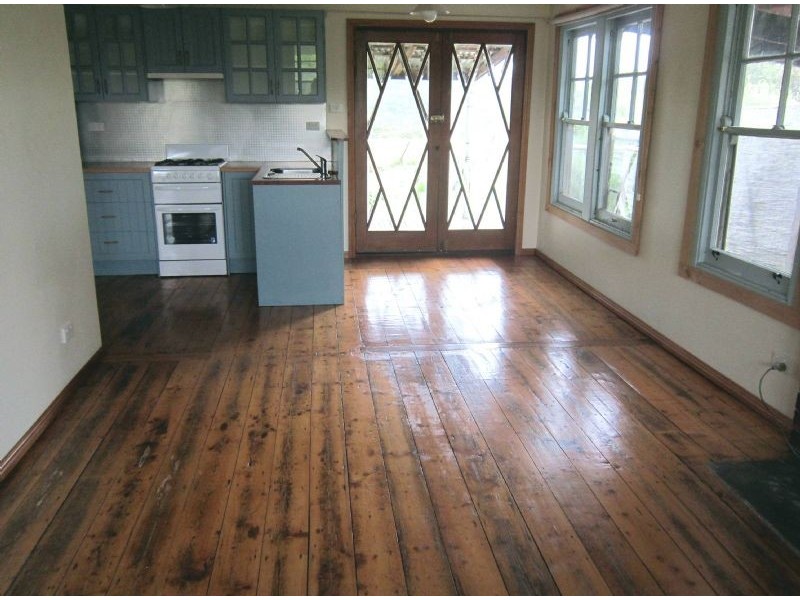 16 Table Hill Rd, Daylesford VIC 3460