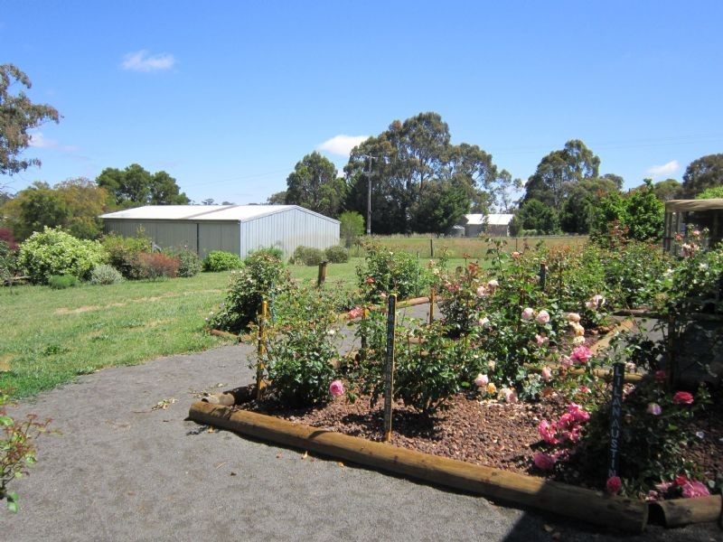 44 Allens Road, Coomoora VIC 3461