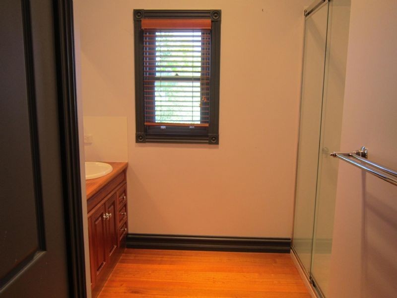 24 Main Road, Hepburn Springs VIC 3461