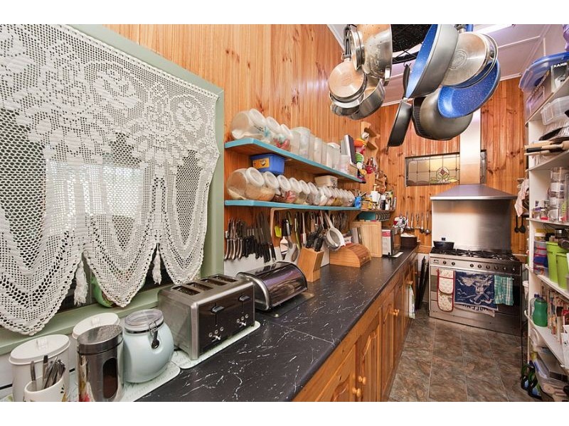 16 Little Street, Daylesford VIC 3460